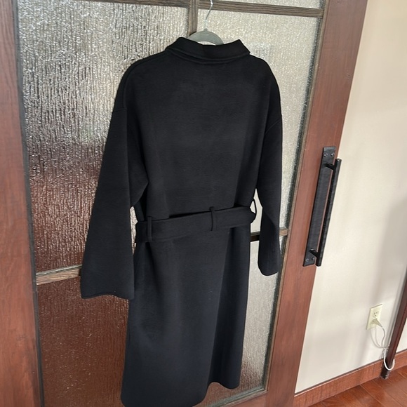 DYLAN COAT
Current price:
$900
Black Cashmere Blend - Picture 11 of 15